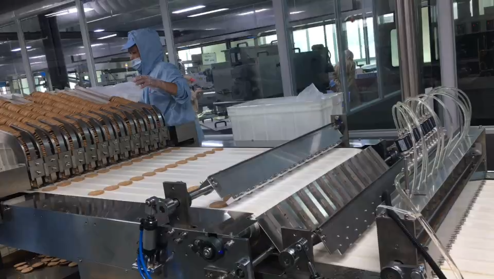 Шоколадный пирог Линия по производству сэндвичей с зефиром-7