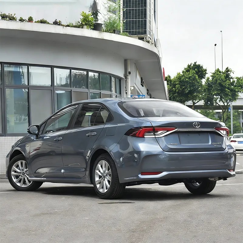 Подержанный Toyota Corolla