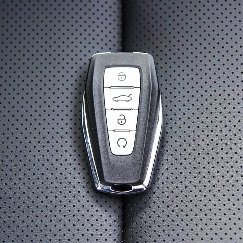 Подержанный Geely Xingyue L Hybrid